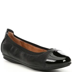 NWOT Josef Seibel Pippa 07 Basalt Patent Cap-Toe Leather Flats EU 38 - US 7 1/2